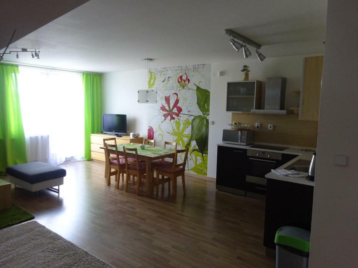 Sunny Apartmany Velka Lomnica Екстериор снимка